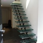 Floating staircase with glass treads